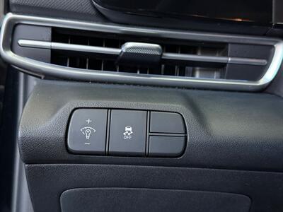 2024 Hyundai ELANTRA SEL - Photo 17 - Lennox, CA 90304