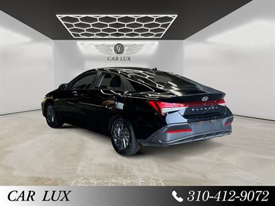 2024 Hyundai ELANTRA SEL - Photo 3 - Lennox, CA 90304