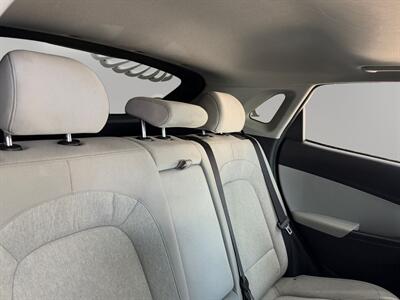 2023 Hyundai KONA Electric SEL - Photo 24 - Lennox, CA 90304