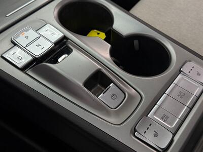 2023 Hyundai KONA Electric SEL - Photo 21 - Lennox, CA 90304