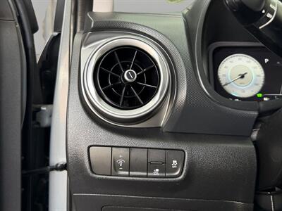2023 Hyundai KONA Electric SEL - Photo 17 - Lennox, CA 90304