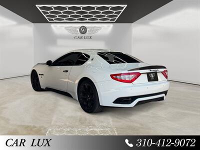 2011 Maserati GranTurismo S   - Photo 3 - Lennox, CA 90304