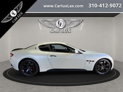 2011 Maserati GranTurismo S   - Photo 8 - Lennox, CA 90304