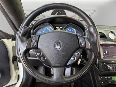 2011 Maserati GranTurismo S   - Photo 12 - Lennox, CA 90304