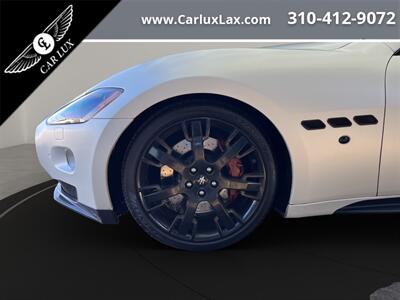 2011 Maserati GranTurismo S   - Photo 9 - Lennox, CA 90304