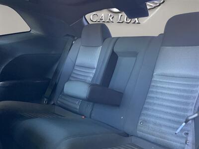 2014 Dodge Challenger SXT   - Photo 12 - Lennox, CA 90304