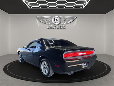 2014 Dodge Challenger SXT   - Photo 5 - Lennox, CA 90304