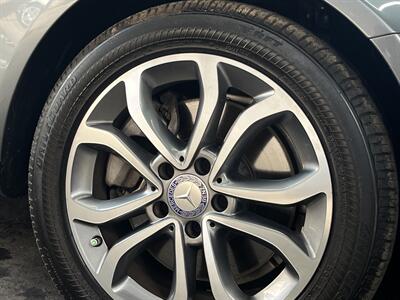 2017 Mercedes-Benz C 300   - Photo 21 - Lennox, CA 90304
