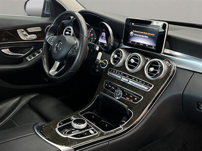 2017 Mercedes-Benz C 300   - Photo 18 - Lennox, CA 90304
