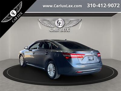 2015 Toyota Avalon Hybrid Limited   - Photo 5 - Lennox, CA 90304