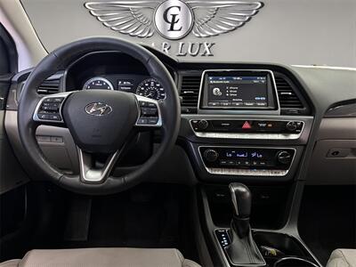 2018 Hyundai SONATA Limited   - Photo 13 - Lennox, CA 90304