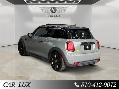 2022 MINI Hardtop 2 Door Signature Plus   - Photo 3 - Lennox, CA 90304