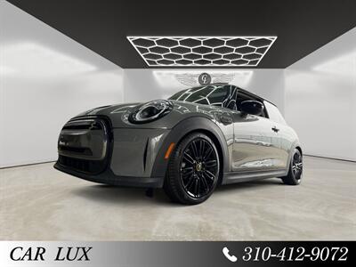 2022 MINI Hardtop 2 Door Signature Plus   - Photo 28 - Lennox, CA 90304