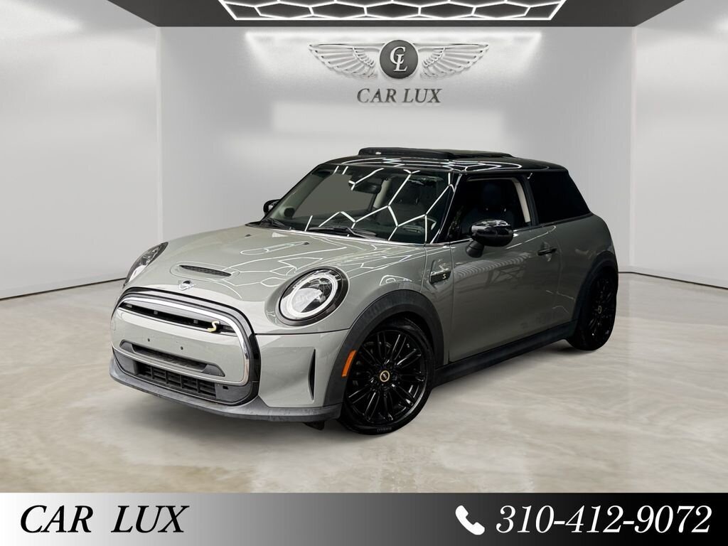 2022 MINI Hardtop 2 Door Signature Plus   - Photo 1 - Lennox, CA 90304