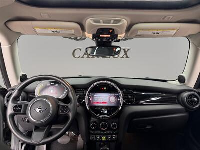 2022 MINI Hardtop 2 Door Signature Plus   - Photo 11 - Lennox, CA 90304