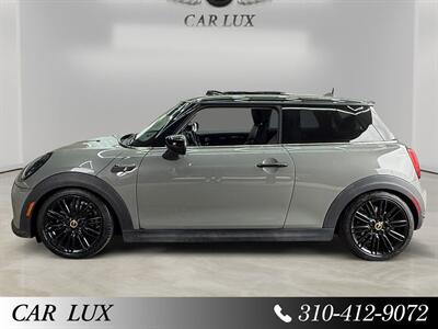2022 MINI Hardtop 2 Door Signature Plus   - Photo 2 - Lennox, CA 90304