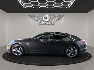 2011 Porsche Panamera 4   - Photo 4 - Lennox, CA 90304