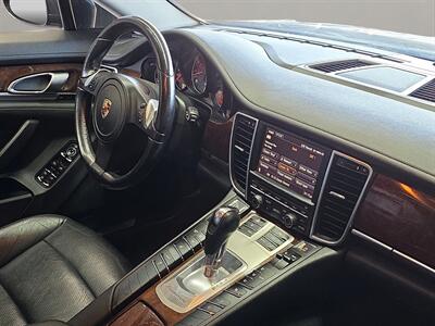 2011 Porsche Panamera 4   - Photo 14 - Lennox, CA 90304