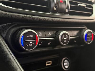 2023 Alfa Romeo Giulia Sprint - Photo 22 - Lennox, CA 90304