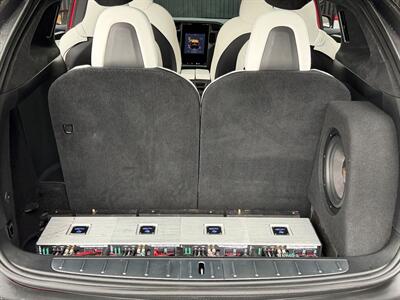 2020 Tesla Model X Performance   - Photo 23 - Lennox, CA 90304