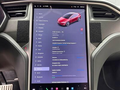 2020 Tesla Model X Performance   - Photo 32 - Lennox, CA 90304