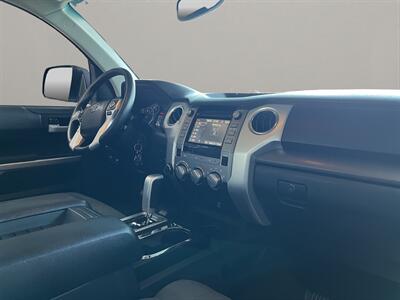 2016 Toyota Tundra SR5 CrewMax   - Photo 17 - Lennox, CA 90304