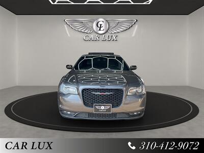 2021 Chrysler 300 Series S   - Photo 2 - Lennox, CA 90304