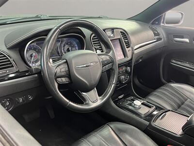 2021 Chrysler 300 Series S   - Photo 19 - Lennox, CA 90304
