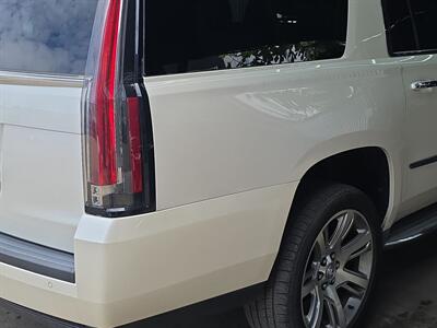 2015 Cadillac Escalade ESV Luxury   - Photo 47 - Lennox, CA 90304