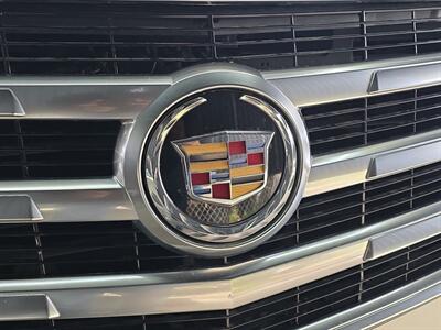 2015 Cadillac Escalade ESV Luxury   - Photo 39 - Lennox, CA 90304