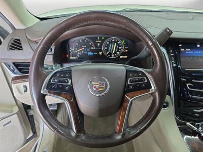 2015 Cadillac Escalade ESV Luxury   - Photo 12 - Lennox, CA 90304