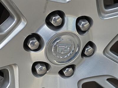 2015 Cadillac Escalade ESV Luxury   - Photo 36 - Lennox, CA 90304