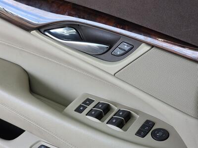 2015 Cadillac Escalade ESV Luxury   - Photo 44 - Lennox, CA 90304