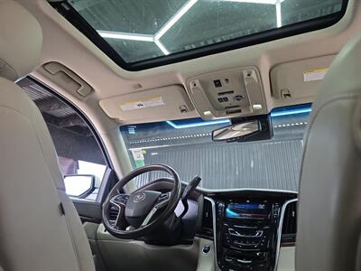 2015 Cadillac Escalade ESV Luxury   - Photo 34 - Lennox, CA 90304