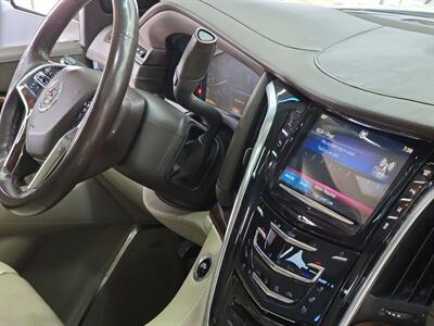 2015 Cadillac Escalade ESV Luxury   - Photo 31 - Lennox, CA 90304