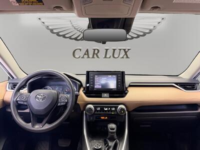 2020 Toyota RAV4 Hybrid LE - Photo 11 - Lennox, CA 90304