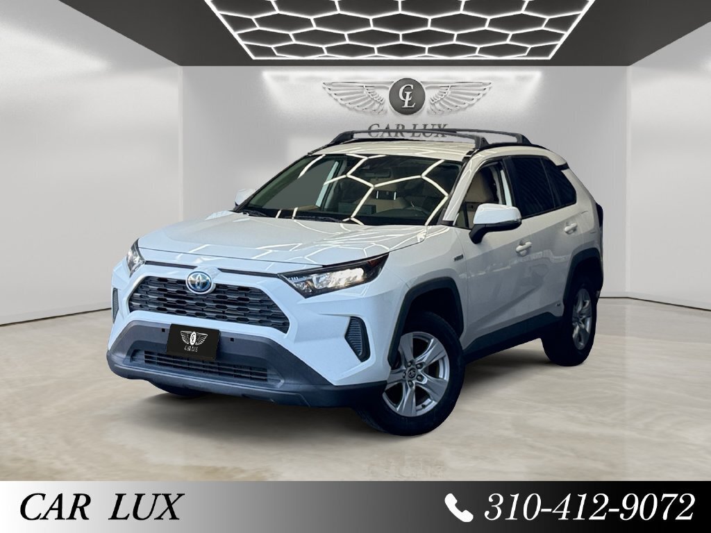 2020 Toyota RAV4 Hybrid LE   - Photo 1 - Lennox, CA 90304