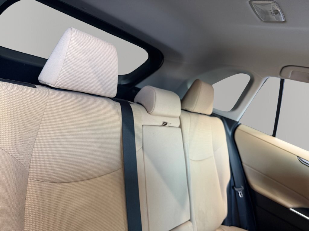 2020 Toyota RAV4 Hybrid LE - Photo 25 - Lennox, CA 90304