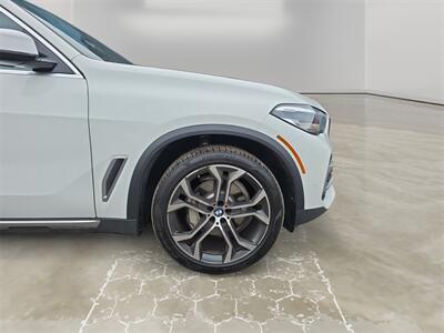 2021 BMW X5 xDrive40i - Photo 14 - Lennox, CA 90304