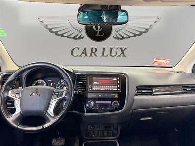 2018 Mitsubishi Outlander PHEV GT   - Photo 11 - Lennox, CA 90304