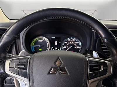 2018 Mitsubishi Outlander PHEV GT   - Photo 19 - Lennox, CA 90304
