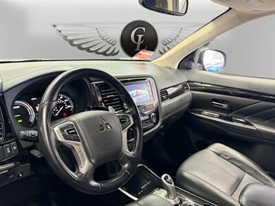 2018 Mitsubishi Outlander PHEV GT   - Photo 17 - Lennox, CA 90304