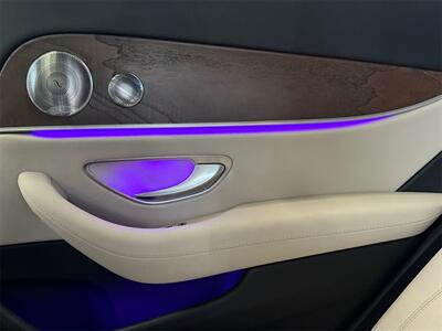 2017 Mercedes-Benz E 300   - Photo 18 - Lennox, CA 90304