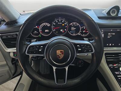 2018 Porsche Panamera Turbo   - Photo 12 - Lennox, CA 90304