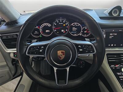 2018 Porsche Panamera Turbo   - Photo 12 - Lennox, CA 90304