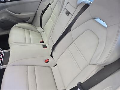 2018 Porsche Panamera Turbo   - Photo 19 - Lennox, CA 90304
