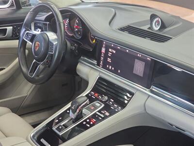 2018 Porsche Panamera Turbo   - Photo 15 - Lennox, CA 90304