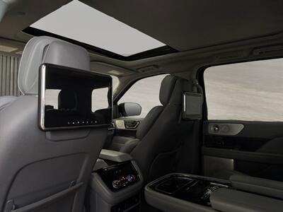 2019 Lincoln Navigator Reserve - Photo 26 - Lennox, CA 90304