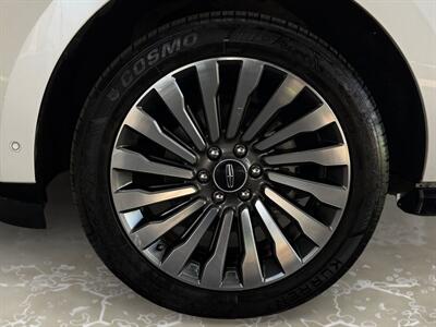 2019 Lincoln Navigator Reserve - Photo 14 - Lennox, CA 90304