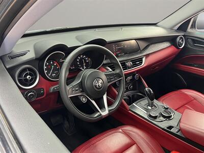 2019 Alfa Romeo Stelvio   - Photo 19 - Lennox, CA 90304